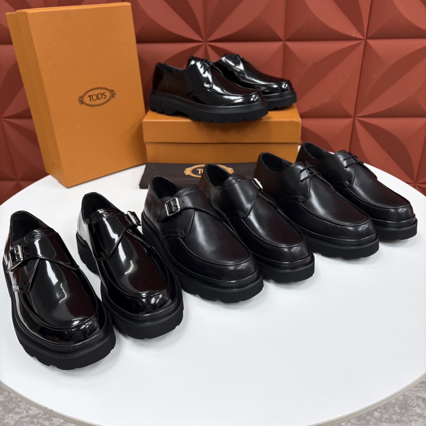 💋💍 TOD*S 托德-斯 新品皮革厚底僧侣德比鞋 官方 6.300 本款乐福鞋以雅致的开边珠亮皮革/进口N 💋💍 TOD*S 托德-斯 新品皮革厚底僧侣德比鞋 官方 6.300 本款乐福鞋以雅致的开边珠亮皮革/进口N