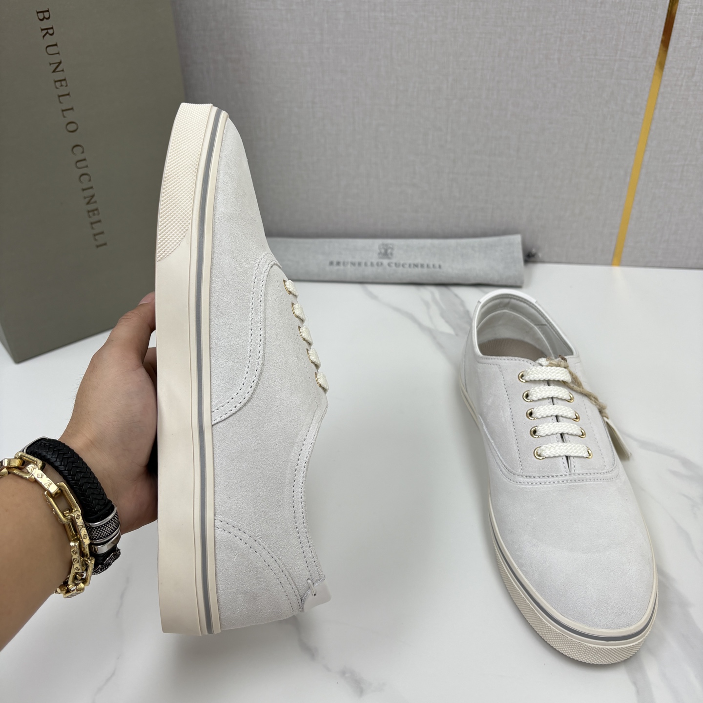 💋💍BC 家新品      Brunello Cucinell*  板鞋系列的标志胶底鞋款，休闲运动板鞋 这款本季精美色