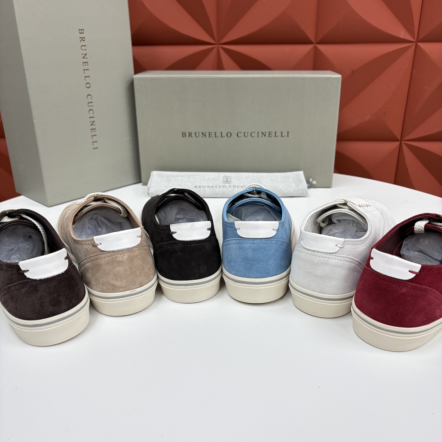 💋💍BC 家新品 Brunello Cucinell* 板鞋系列的标志胶底鞋款,休闲运动板鞋 这款本季精美色 💋💍BC 家新品 Brunello Cucinell* 板鞋系列的标志胶底鞋款,休闲运动板鞋 这款本季精美色