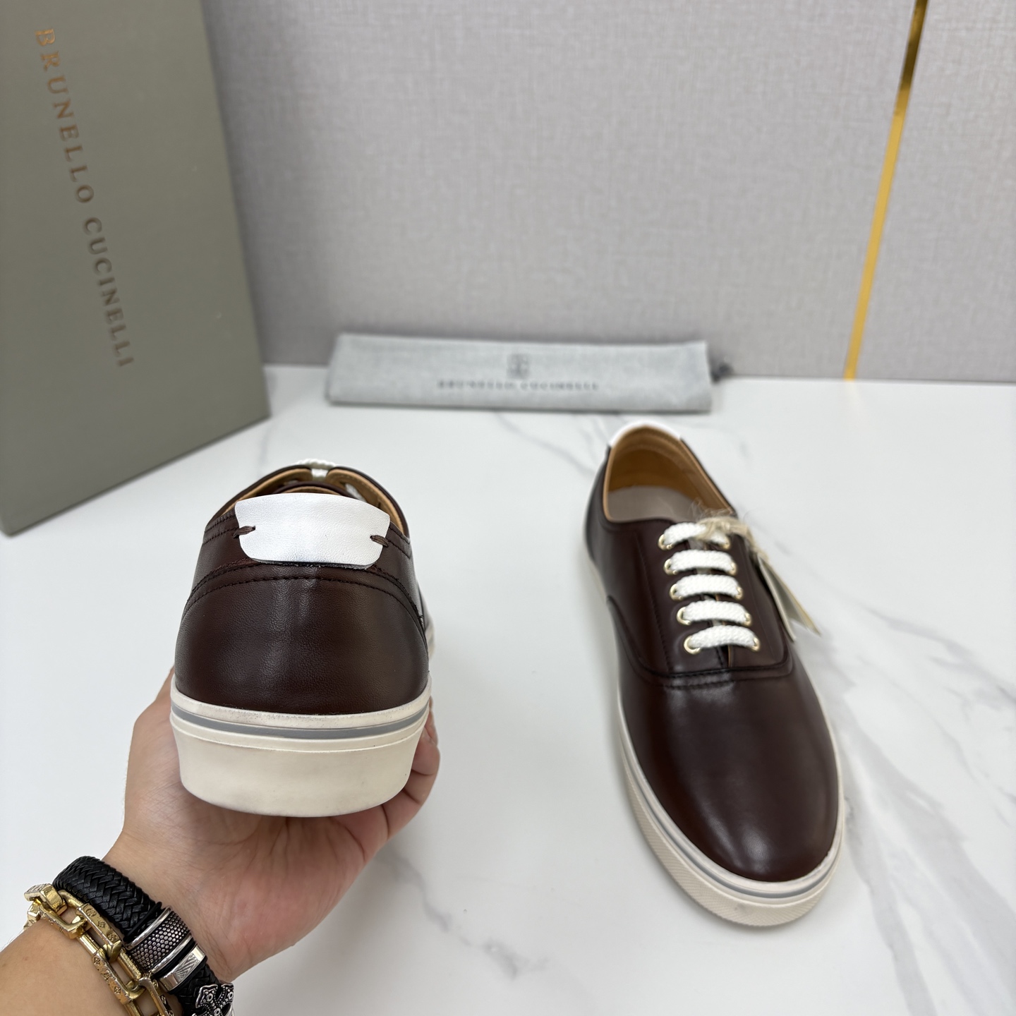 💋💍BC 家新品      Brunello Cucinell*  板鞋系列的标志胶底鞋款，休闲运动板鞋 这款本季精美色