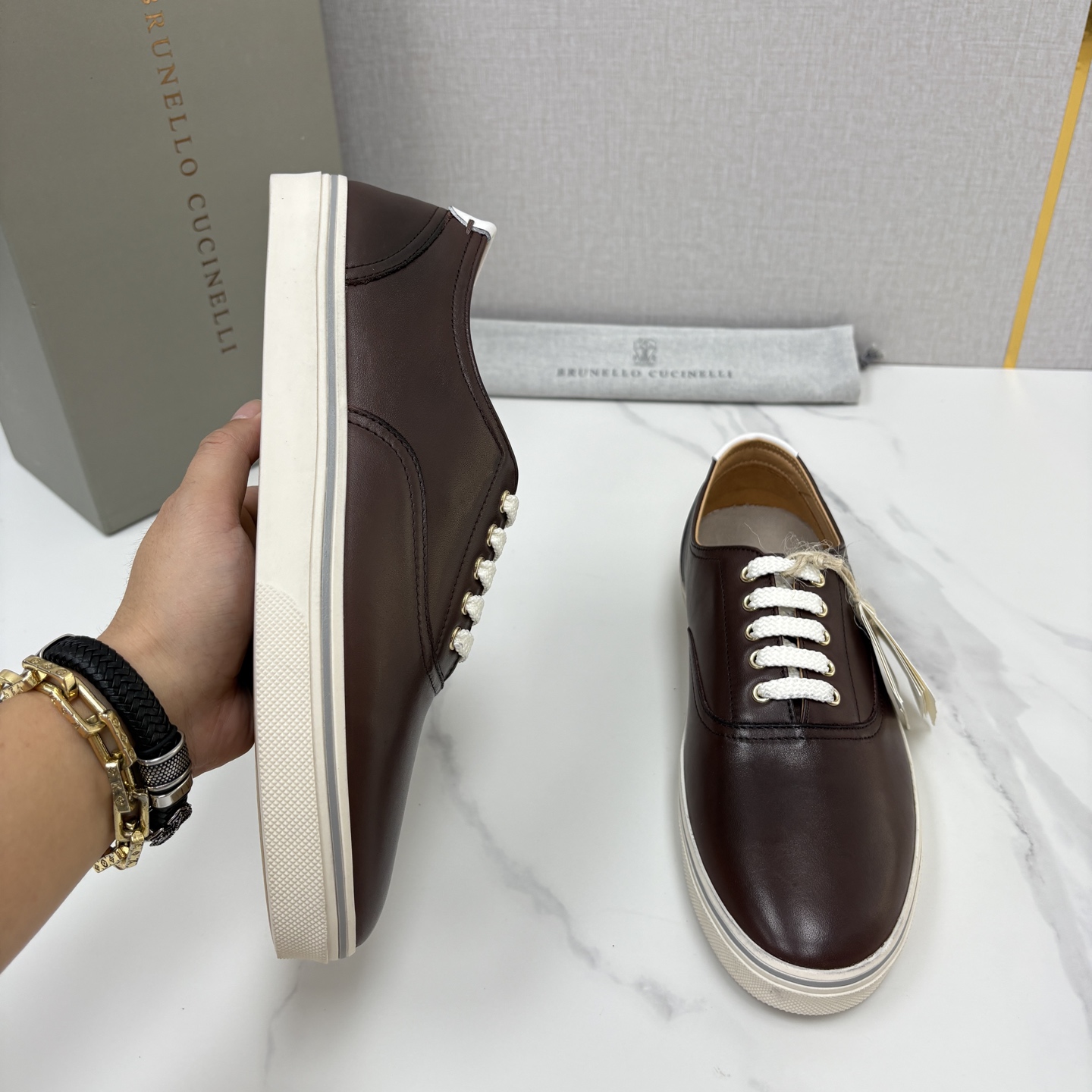 💋💍BC 家新品      Brunello Cucinell*  板鞋系列的标志胶底鞋款，休闲运动板鞋 这款本季精美色