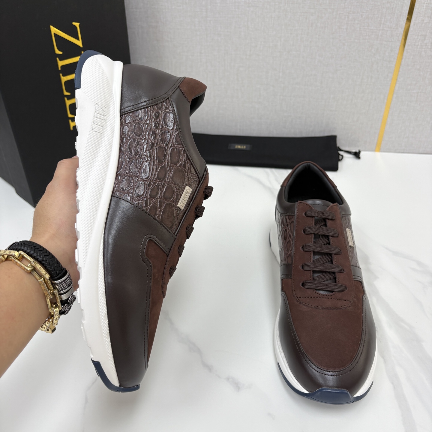 💋💍ZL家新品 Zill* 兹-利 是1970创立的法国奢侈男装品牌 缝线装饰男士休闲运动鞋 当法式奢华邂逅意式 💋💍ZL家新品 Zill* 兹-利 是1970创立的法国奢侈男装品牌 缝线装饰男士休闲运动鞋 当法式奢华邂逅意式