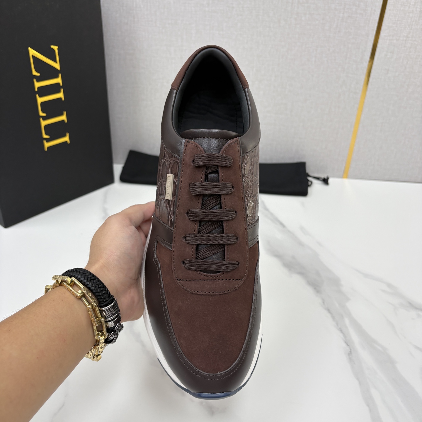 💋💍ZL家新品 Zill* 兹-利 是1970创立的法国奢侈男装品牌 缝线装饰男士休闲运动鞋 当法式奢华邂逅意式 💋💍ZL家新品 Zill* 兹-利 是1970创立的法国奢侈男装品牌 缝线装饰男士休闲运动鞋 当法式奢华邂逅意式