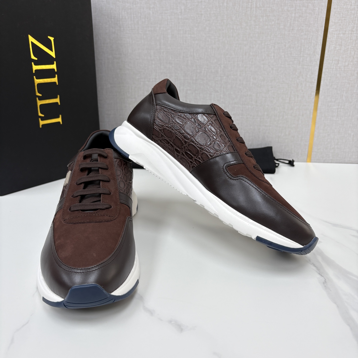 💋💍ZL家新品 Zill* 兹-利 是1970创立的法国奢侈男装品牌 缝线装饰男士休闲运动鞋 当法式奢华邂逅意式 💋💍ZL家新品 Zill* 兹-利 是1970创立的法国奢侈男装品牌 缝线装饰男士休闲运动鞋 当法式奢华邂逅意式
