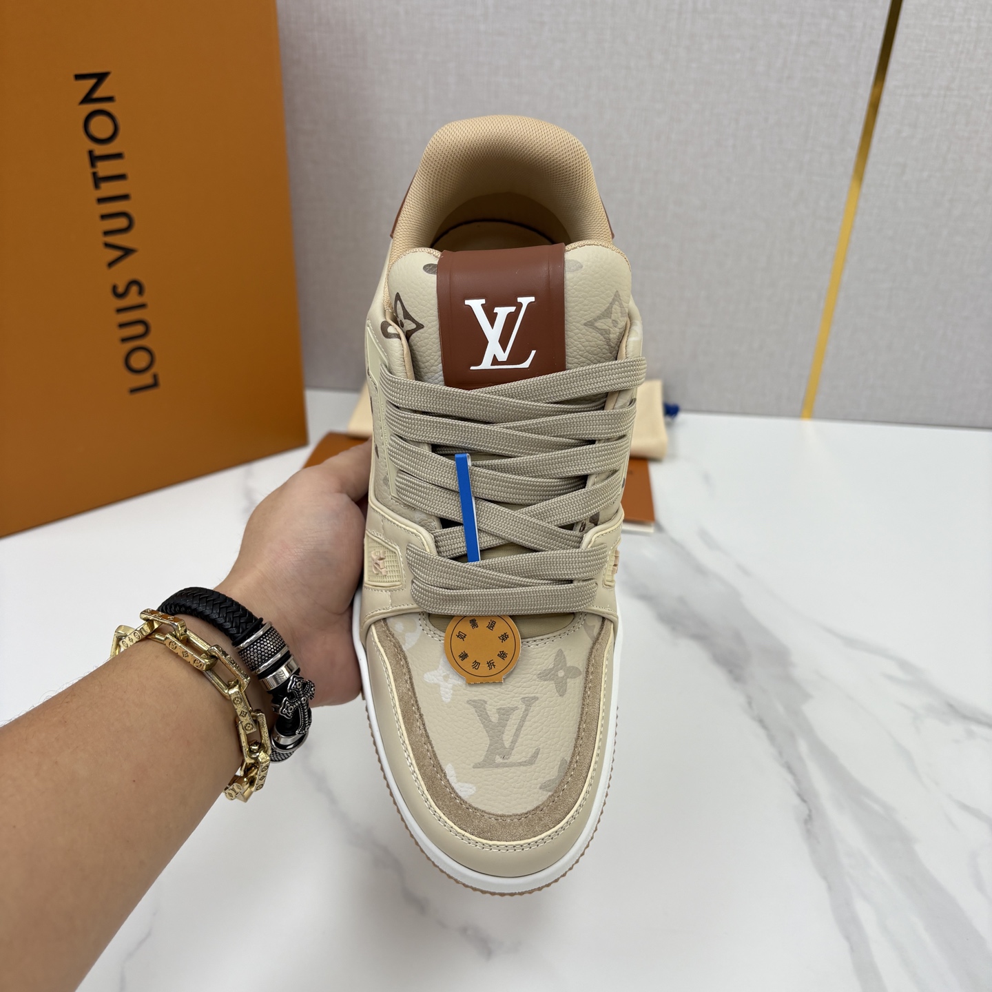 💋💍L家新品 TRAINER 情侣运动鞋系列 官方 9500 本款L*V Trainer 运动鞋选 💋💍L家新品 TRAINER 情侣运动鞋系列 官方 9500 本款L*V Trainer 运动鞋选