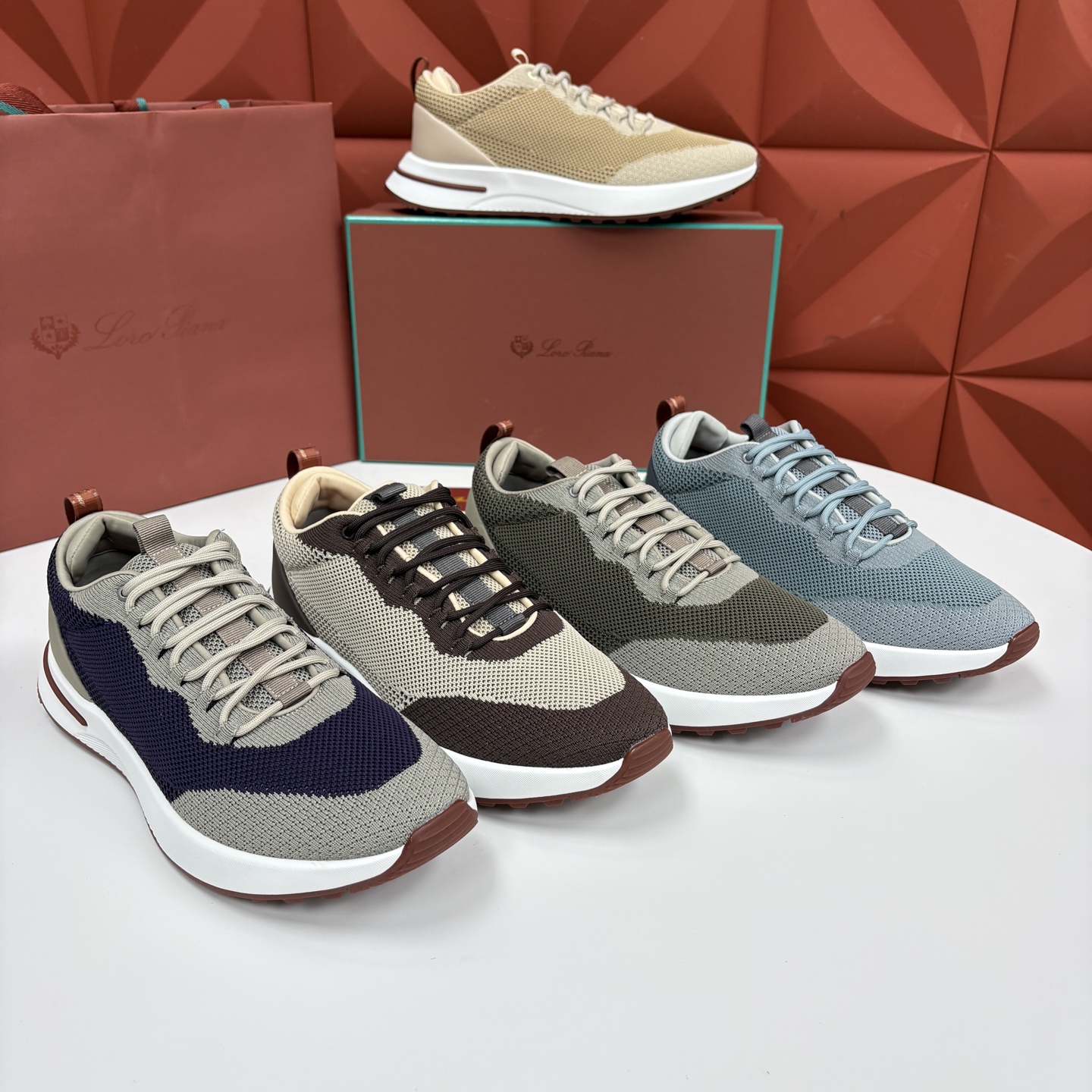 💋💍LP 家新品   Loro Pian*   诺悠*翩雅   Week End Walk 男士网面牛皮拼接休闲运动鞋 
