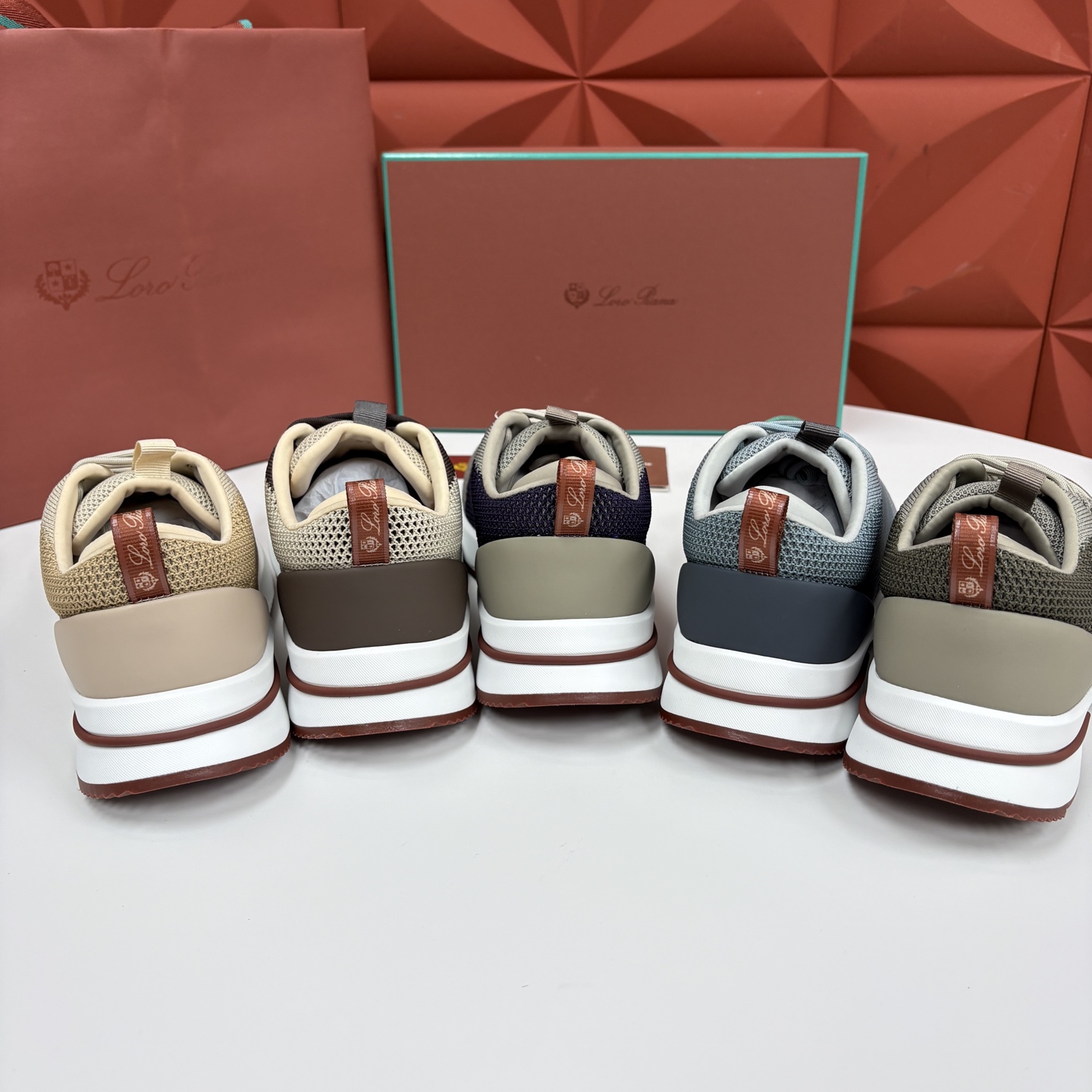 💋💍LP 家新品   Loro Pian*   诺悠*翩雅   Week End Walk 男士网面牛皮拼接休闲运动鞋 
