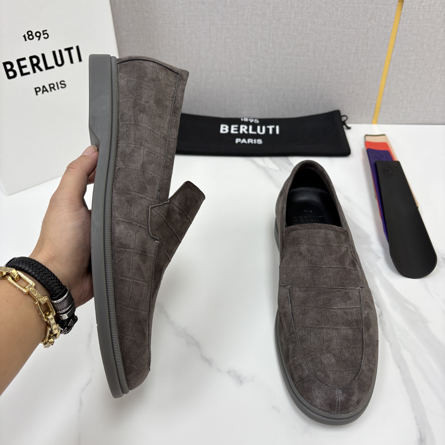 💋💍Berlut* 布鲁提 新款手工擦色拼反毛皮乐福鞋上新 🆕进口反毛山羊皮压鳄鱼纹,优雅与舒适的完美融合 💋💍Berlut* 布鲁提 新款手工擦色拼反毛皮乐福鞋上新 🆕进口反毛山羊皮压鳄鱼纹,优雅与舒适的完美融合