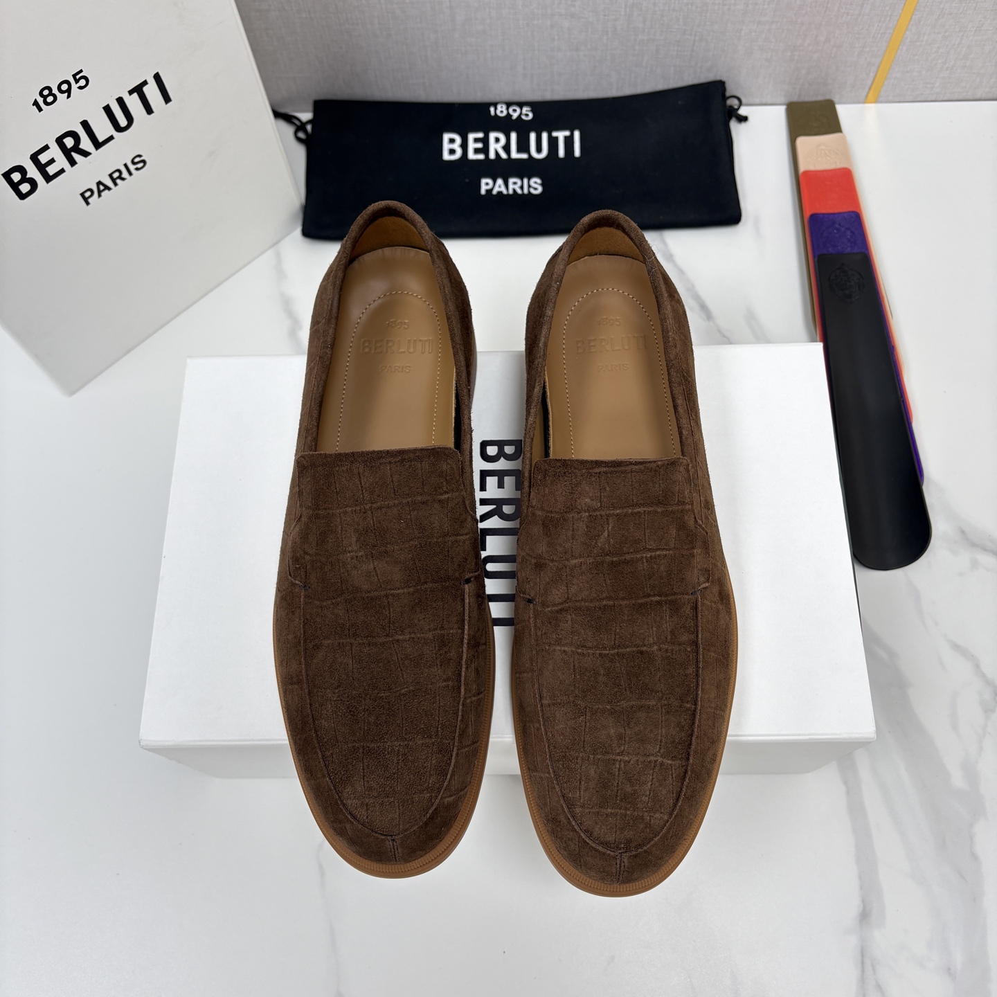 💋💍Berlut* 布鲁提  新款手工擦色拼反毛皮乐福鞋上新    🆕进口反毛山羊皮压鳄鱼纹，优雅与舒适的完美融合   
