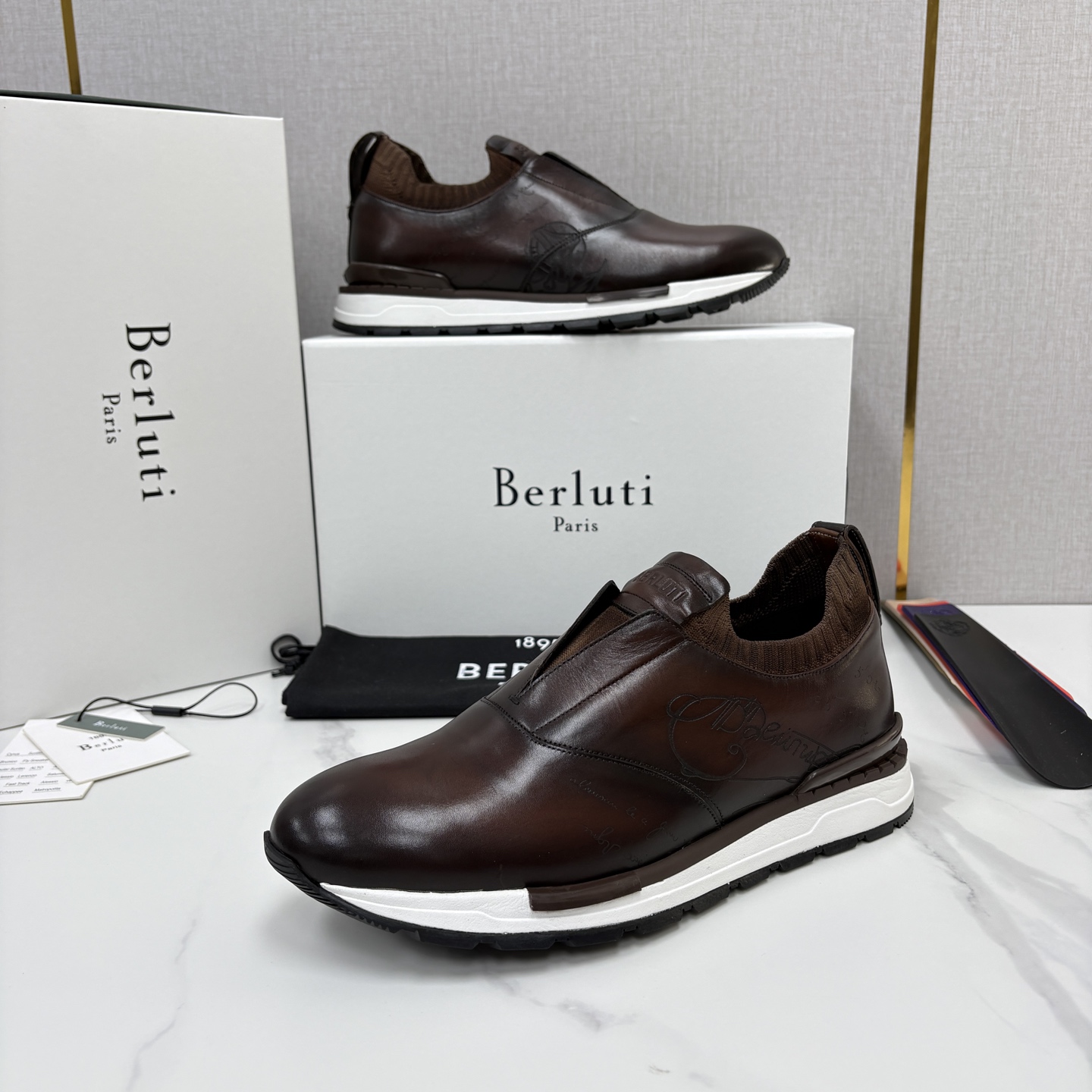 💋💍Berlut* 布鲁提 升级版可做第三代私模大底 Fast Track皮革运动鞋 官方 16700 最新款男士休 💋💍Berlut* 布鲁提 升级版可做第三代私模大底 Fast Track皮革运动鞋 官方 16700 最新款男士休