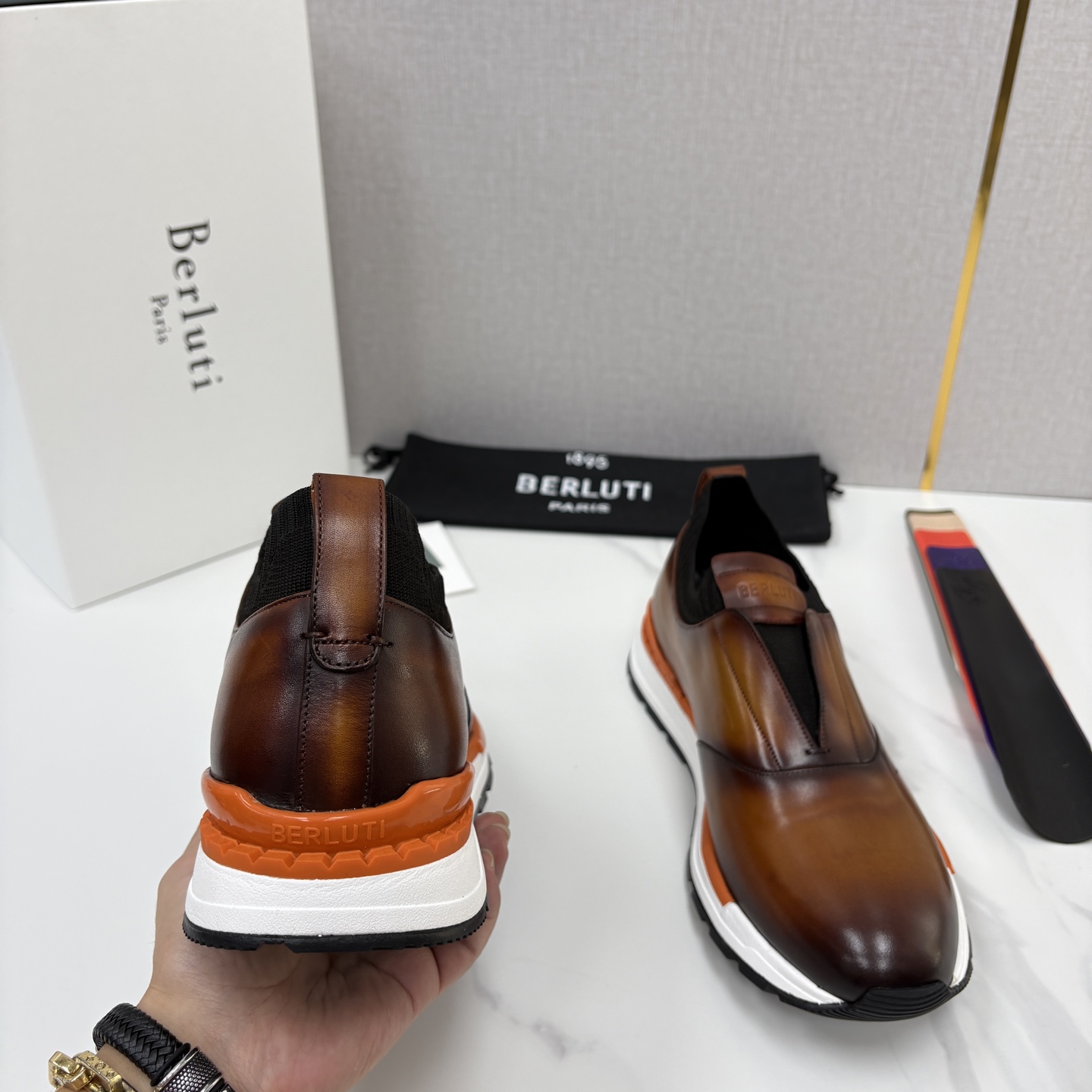 💋💍Berlut* 布鲁提 升级版可做第三代私模大底 Fast Track皮革运动鞋 官方 16700 最新款男士休 💋💍Berlut* 布鲁提 升级版可做第三代私模大底 Fast Track皮革运动鞋 官方 16700 最新款男士休