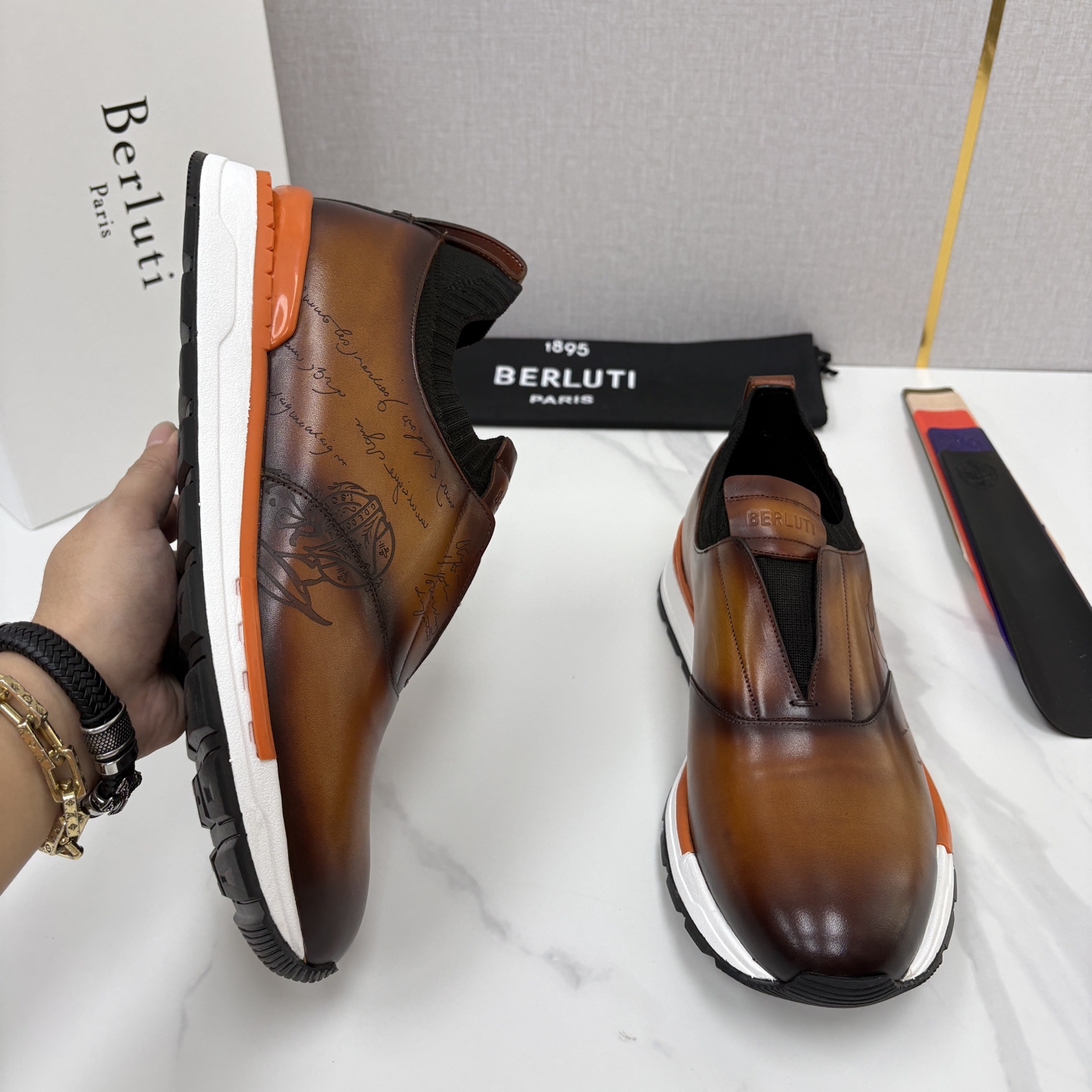💋💍Berlut* 布鲁提 升级版可做第三代私模大底 Fast Track皮革运动鞋 官方 16700 最新款男士休 💋💍Berlut* 布鲁提 升级版可做第三代私模大底 Fast Track皮革运动鞋 官方 16700 最新款男士休
