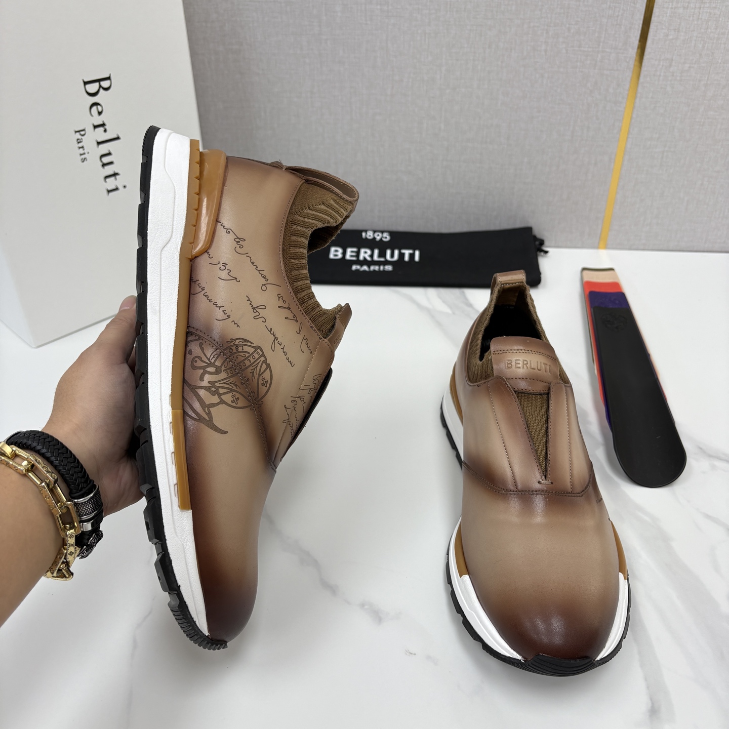 💋💍Berlut* 布鲁提 升级版可做第三代私模大底 Fast Track皮革运动鞋 官方 16700 最新款男士休 💋💍Berlut* 布鲁提 升级版可做第三代私模大底 Fast Track皮革运动鞋 官方 16700 最新款男士休