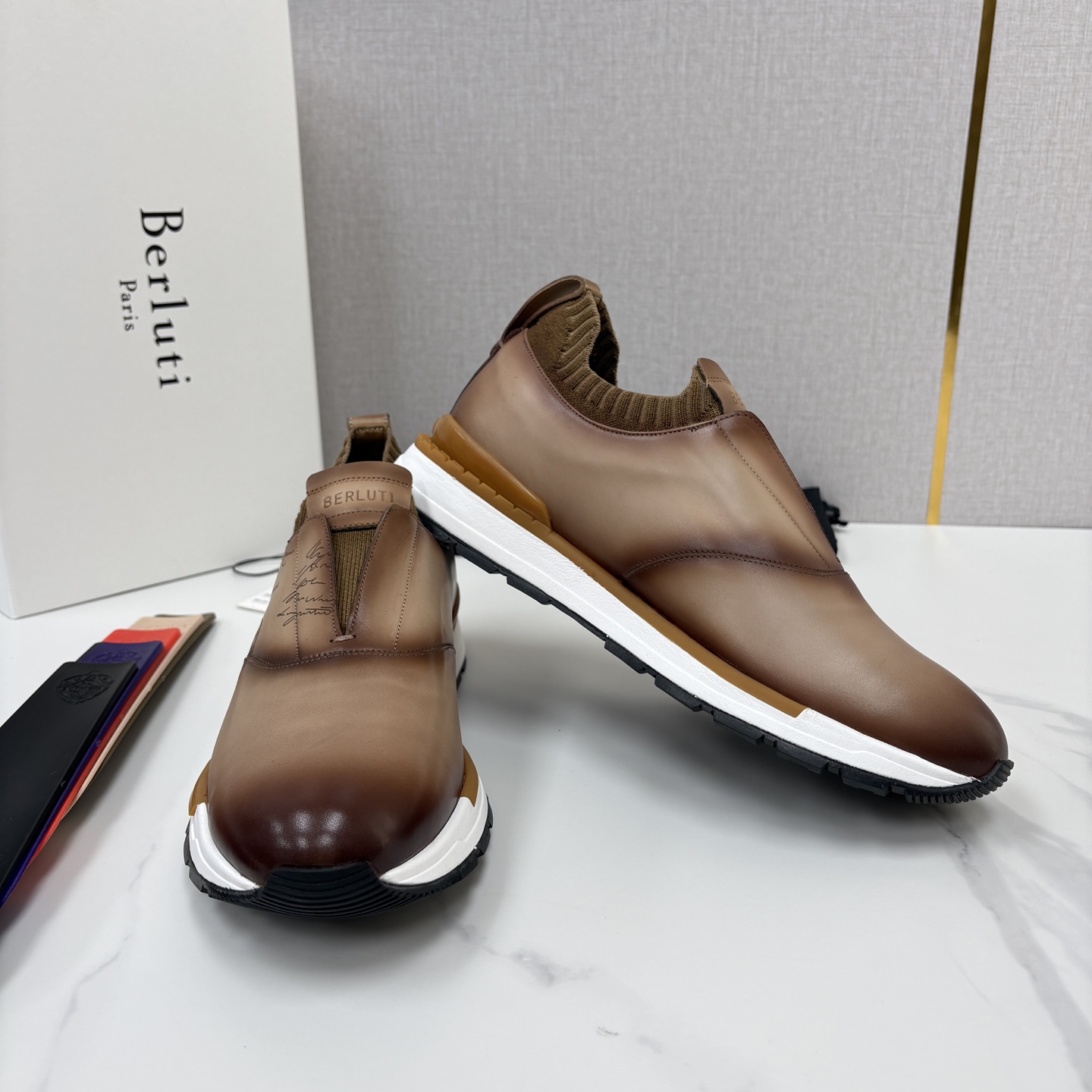 💋💍Berlut* 布鲁提 升级版可做第三代私模大底 Fast Track皮革运动鞋 官方 16700 最新款男士休 💋💍Berlut* 布鲁提 升级版可做第三代私模大底 Fast Track皮革运动鞋 官方 16700 最新款男士休