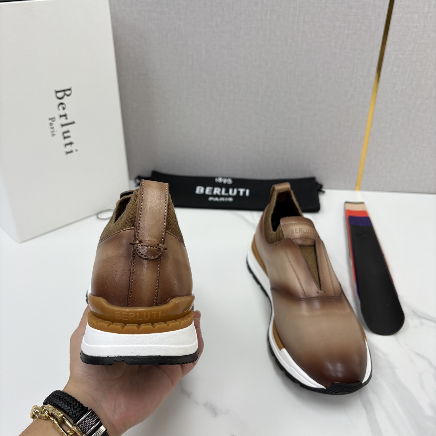 💋💍Berlut* 布鲁提 升级版可做第三代私模大底 Fast Track皮革运动鞋 官方 16700 最新款男士休 💋💍Berlut* 布鲁提 升级版可做第三代私模大底 Fast Track皮革运动鞋 官方 16700 最新款男士休