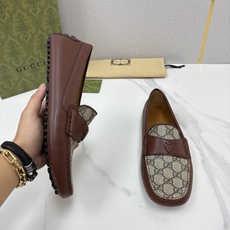 💋💍 G家 代购版 官网同步发售 GUCC* 古~驰 饰马衔扣男士驾车鞋 官方 7,300 经典款式豆豆鞋 💋💍 G家 代购版 官网同步发售 GUCC* 古~驰 饰马衔扣男士驾车鞋 官方 7,300 经典款式豆豆鞋