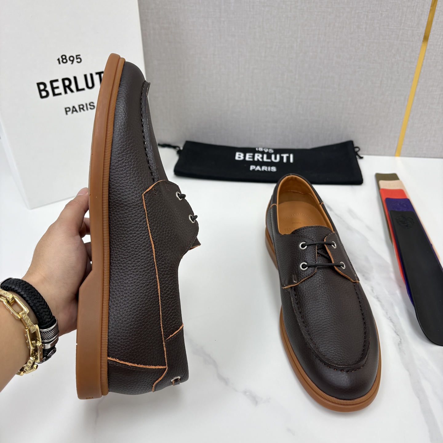 💋💍Berlut* 布鲁提 休闲系带乐福船鞋 绅士日常的轻奢之选 甄选细腻鹿皮🫎🫎打造,皮面肌理饱满柔和, 💋💍Berlut* 布鲁提 休闲系带乐福船鞋 绅士日常的轻奢之选 甄选细腻鹿皮🫎🫎打造,皮面肌理饱满柔和,