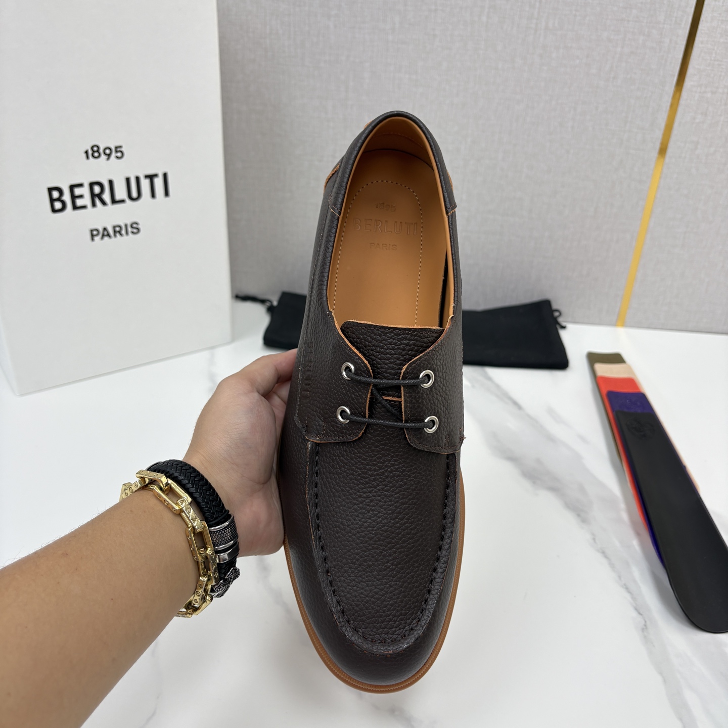💋💍Berlut* 布鲁提 休闲系带乐福船鞋 绅士日常的轻奢之选 甄选细腻鹿皮🫎🫎打造,皮面肌理饱满柔和, 💋💍Berlut* 布鲁提 休闲系带乐福船鞋 绅士日常的轻奢之选 甄选细腻鹿皮🫎🫎打造,皮面肌理饱满柔和,