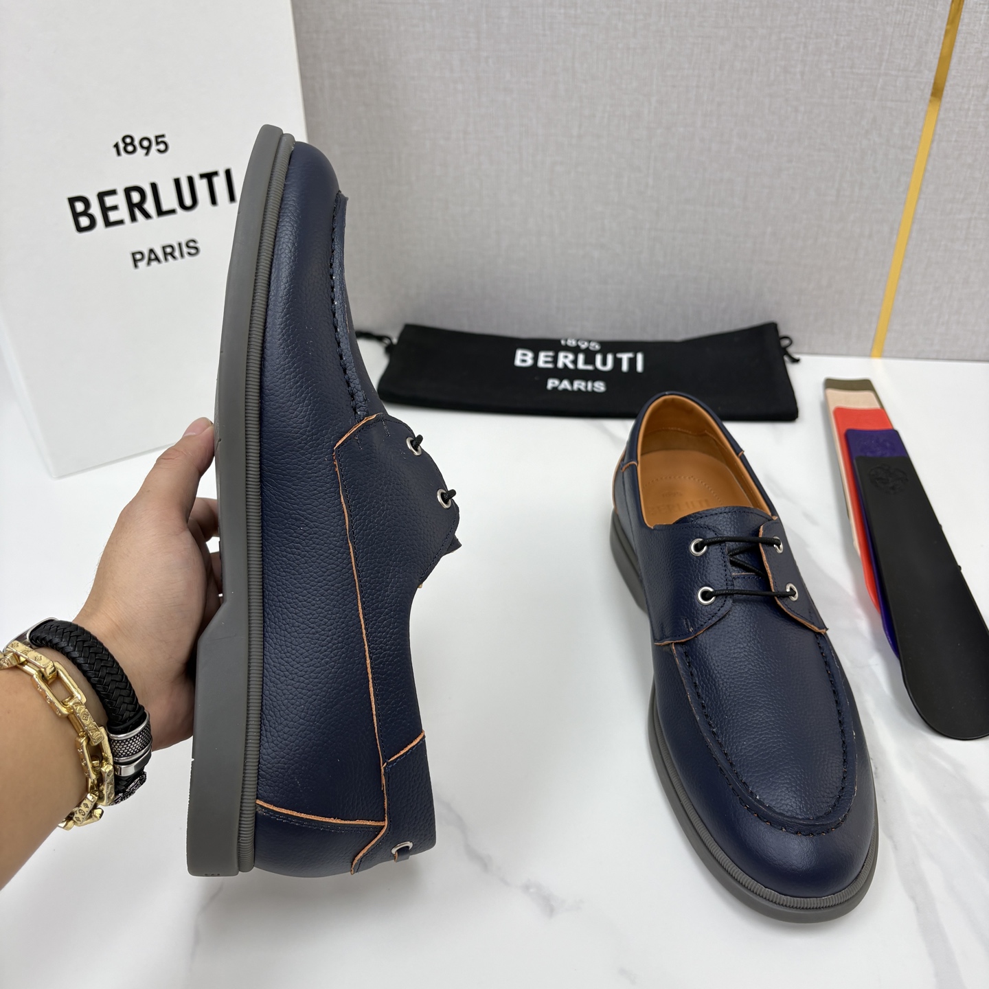 💋💍Berlut* 布鲁提 休闲系带乐福船鞋 绅士日常的轻奢之选 甄选细腻鹿皮🫎🫎打造,皮面肌理饱满柔和, 💋💍Berlut* 布鲁提 休闲系带乐福船鞋 绅士日常的轻奢之选 甄选细腻鹿皮🫎🫎打造,皮面肌理饱满柔和,