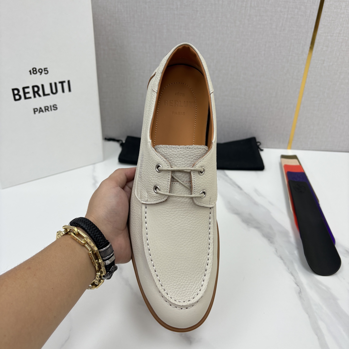 💋💍Berlut* 布鲁提 休闲系带乐福船鞋 绅士日常的轻奢之选 甄选细腻鹿皮🫎🫎打造,皮面肌理饱满柔和, 💋💍Berlut* 布鲁提 休闲系带乐福船鞋 绅士日常的轻奢之选 甄选细腻鹿皮🫎🫎打造,皮面肌理饱满柔和,