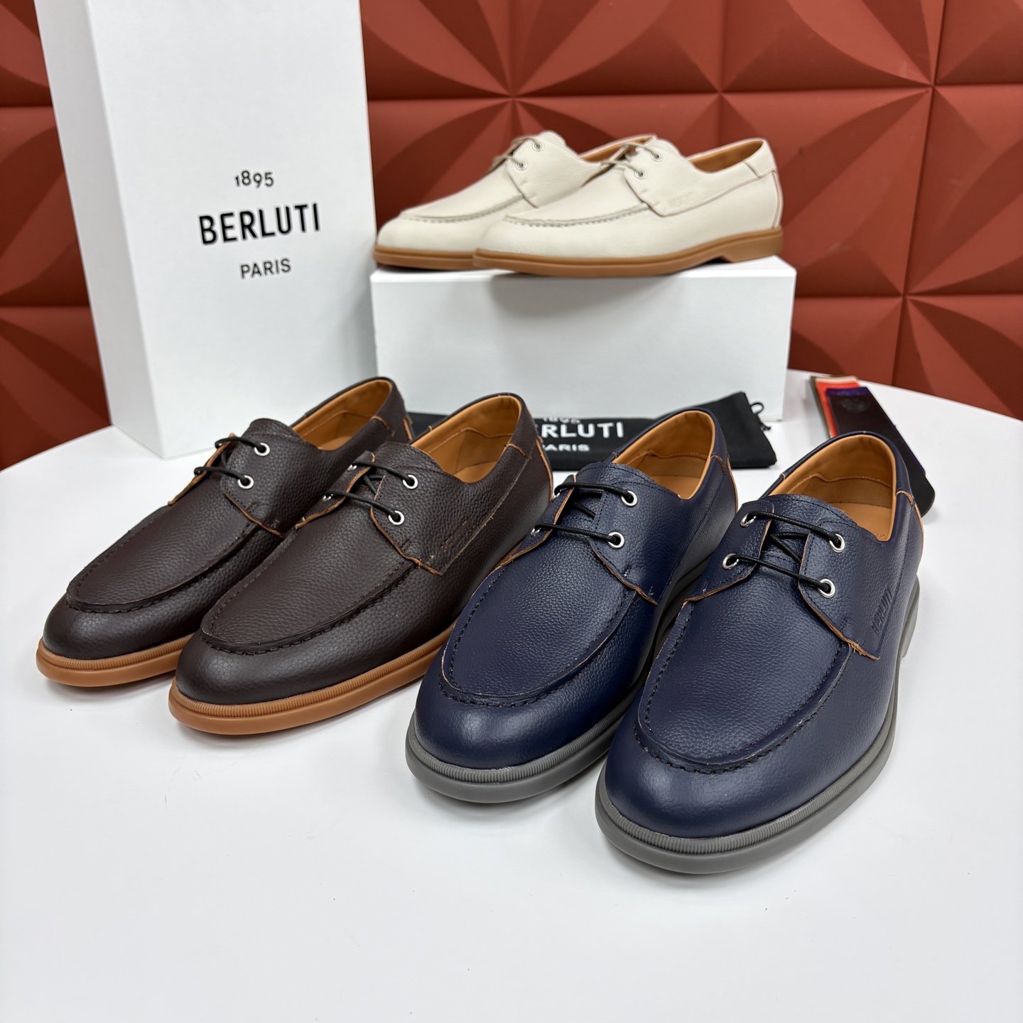 💋💍Berlut* 布鲁提 休闲系带乐福船鞋 绅士日常的轻奢之选 甄选细腻鹿皮🫎🫎打造,皮面肌理饱满柔和, 💋💍Berlut* 布鲁提 休闲系带乐福船鞋 绅士日常的轻奢之选 甄选细腻鹿皮🫎🫎打造,皮面肌理饱满柔和,