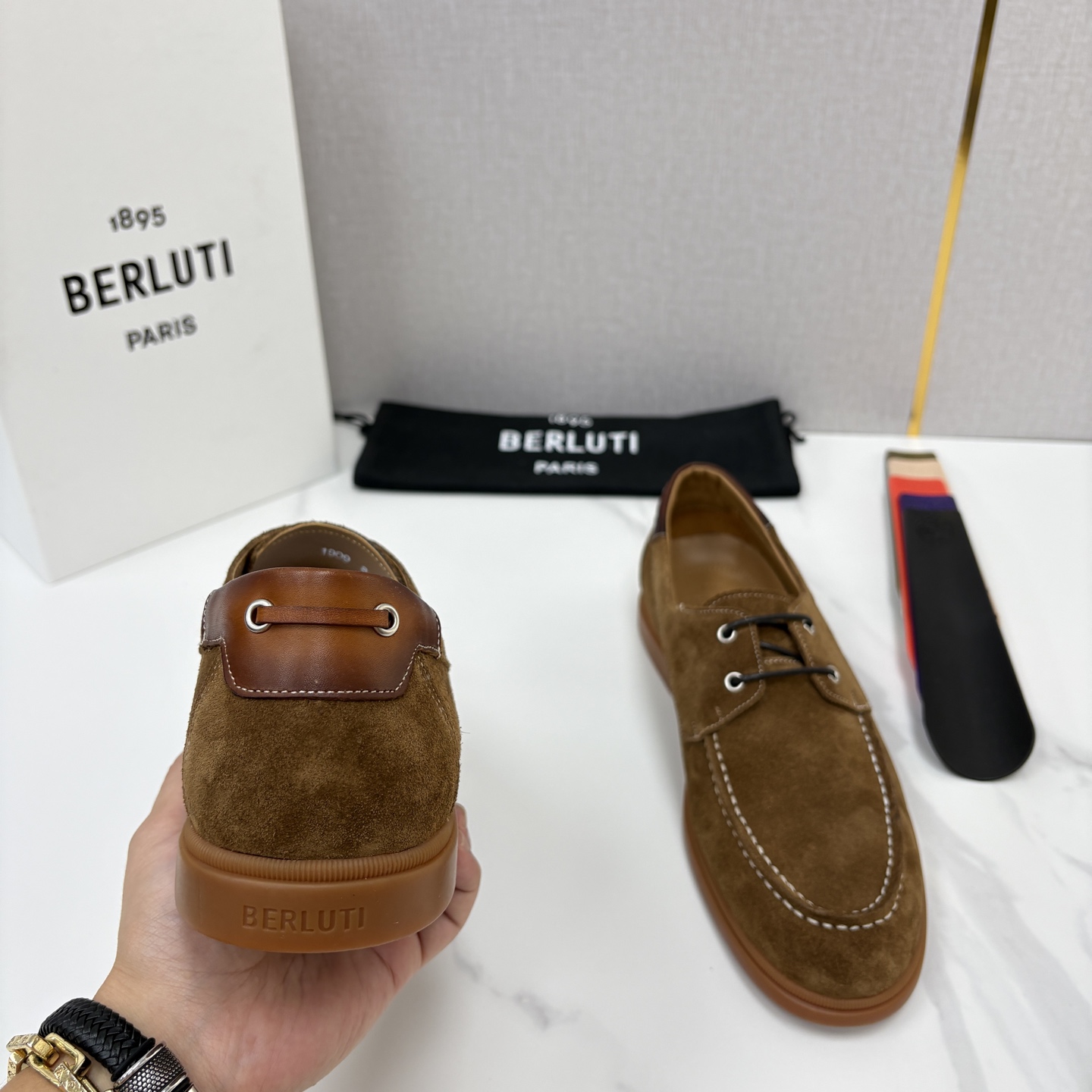 💋💍Berlut* 布鲁提 休闲系带乐福船鞋 绅士日常的轻奢之选 甄选进口细腻反毛皮打造,皮面肌理饱满柔和 💋💍Berlut* 布鲁提 休闲系带乐福船鞋 绅士日常的轻奢之选 甄选进口细腻反毛皮打造,皮面肌理饱满柔和