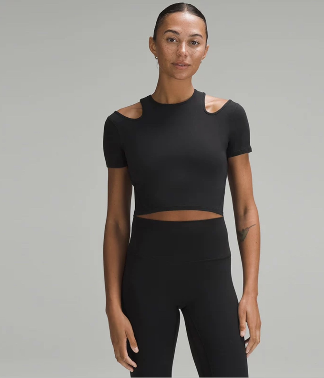 Lululemon t-shirt studio lavender yoga