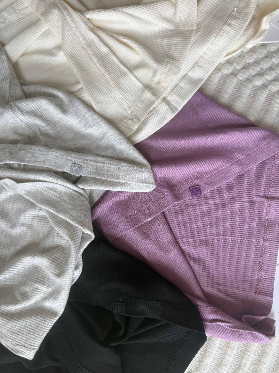 Lululemon Hold Tight t-shirt everyday lavender yoga