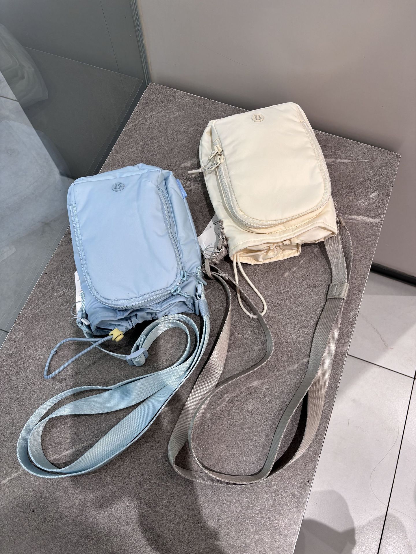 Lulu accessories Lululemon Water Bottle Crossbody with Front Pocket Lulu accessories yoga