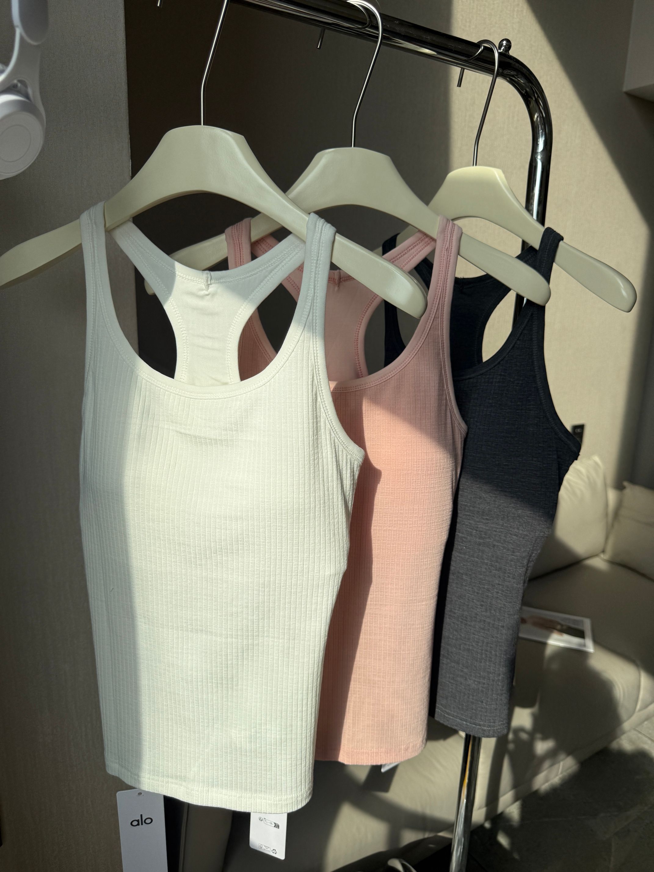 Alo Tank Top Aloyoga Women s Summer I-Belt Bra Pad Integrated Cup Beautiful Back Sports Fitness Yoga Vest