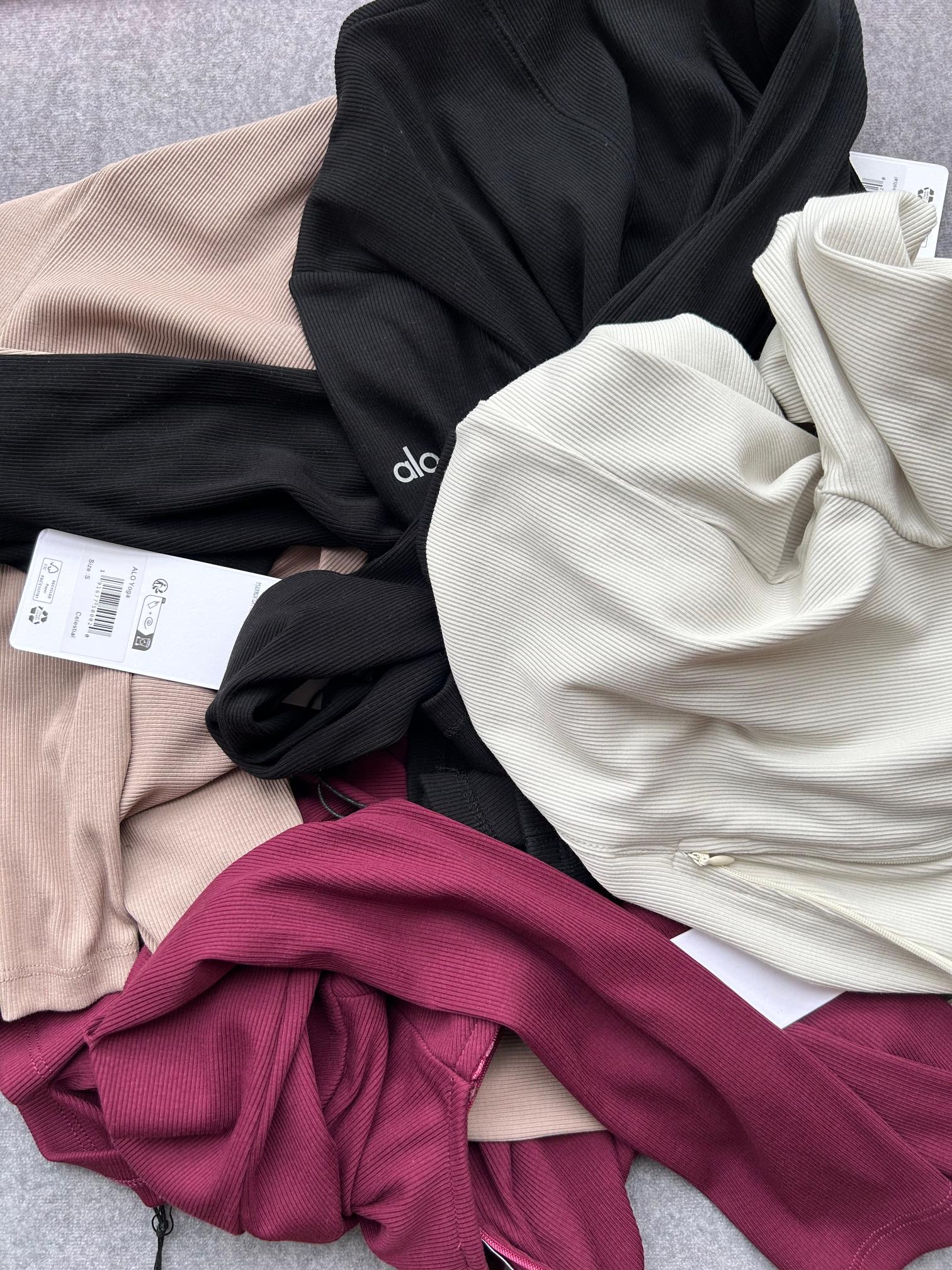 Alo long sleeve everyday cream yoga
