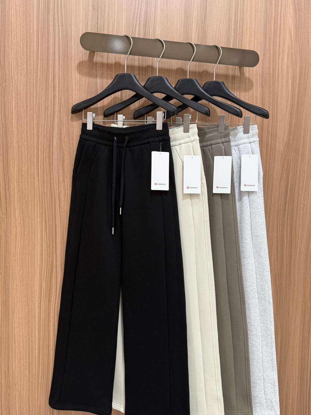 Lulu Leggings Black | White Lulu Leggings yoga