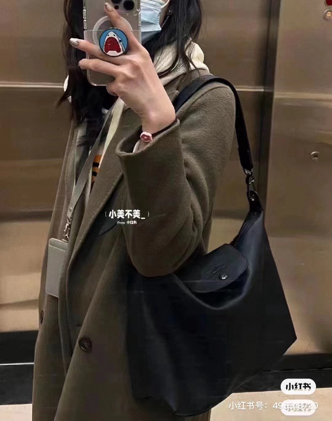 Longchamp Black is always the most classic
