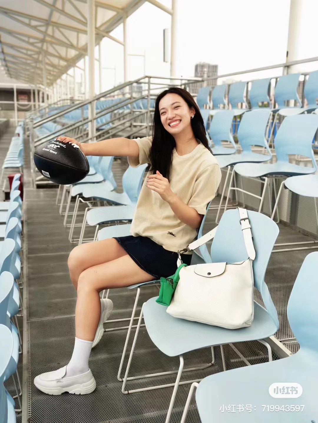 Longchamp yellow white reference
