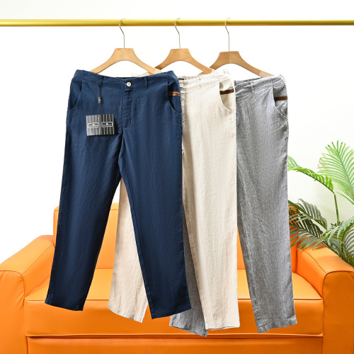 מכנסי יום יומיים Zegna לגברים - נוחות ונוכות! 1 מכנסי יום יומיים Zegna לגברים – נוחות ונוכות!