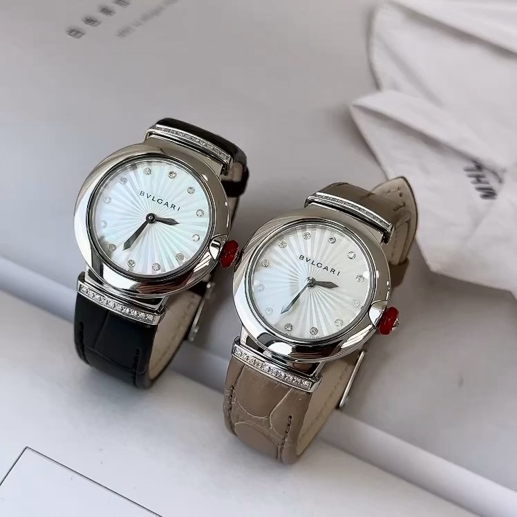 高端珠宝腕表：美洲鳄鱼皮表带与真钻的奢华之选