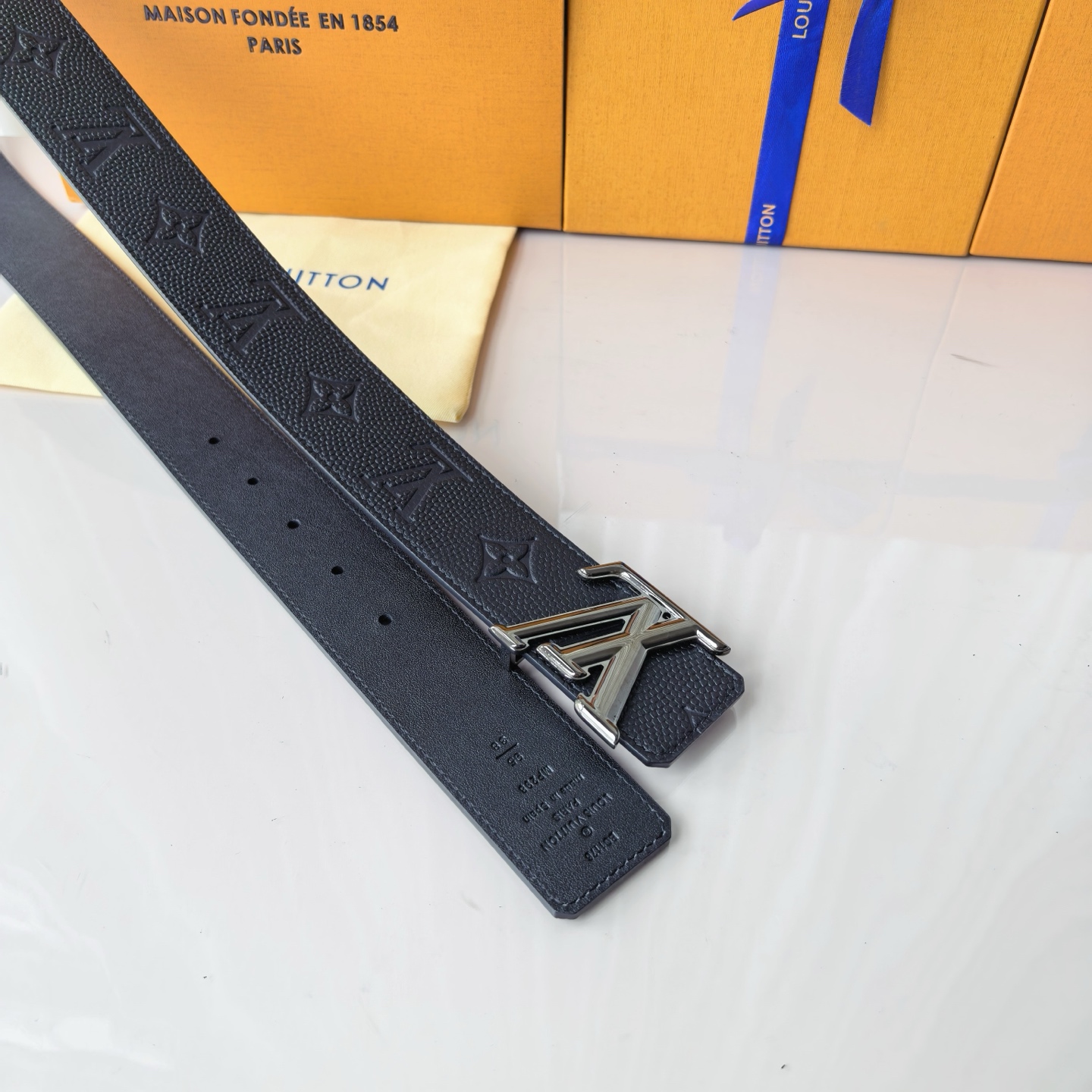 驴家法国🇫🇷原厂皮料 荔枝压花纹路搭配意大利🇮🇹进口尺寸4.0cm 精品五金进口炉内五金