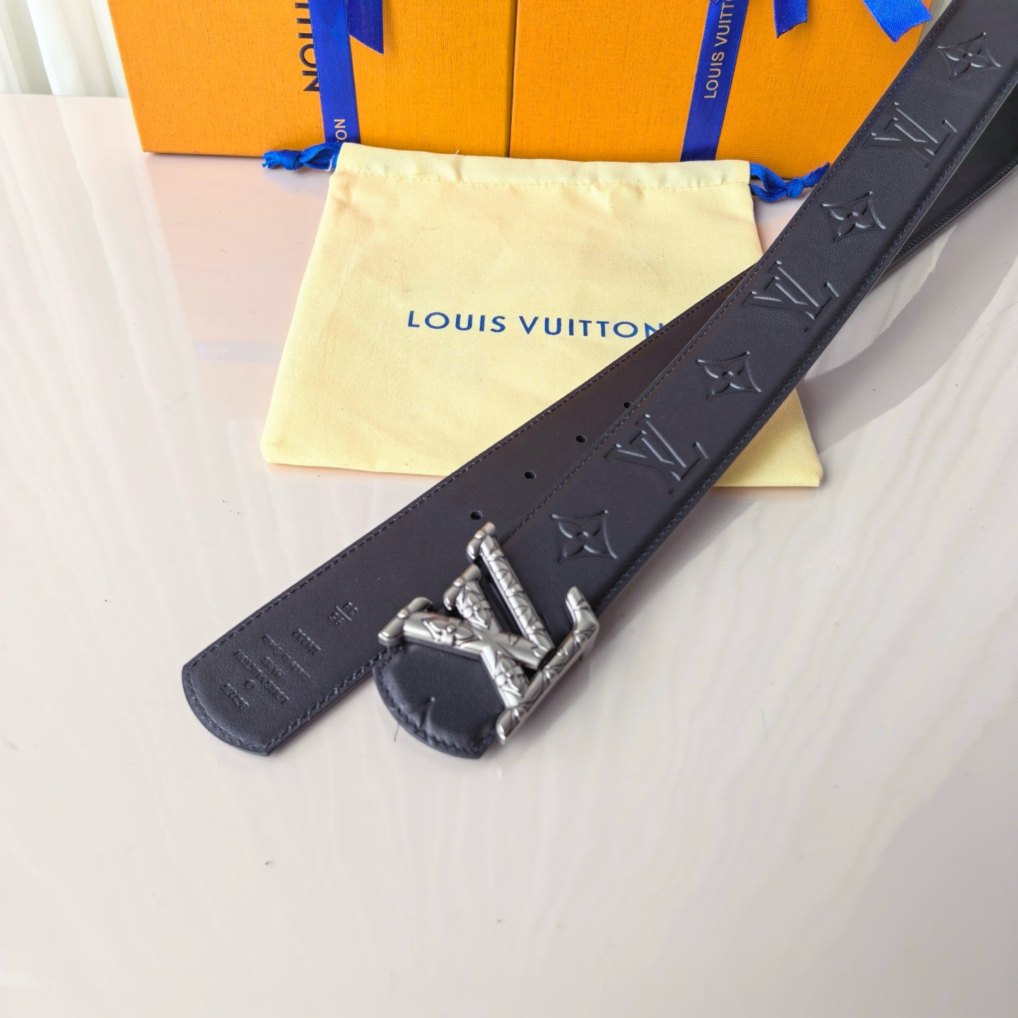 驴家法国🇫🇷原厂皮料压花搭配意大利🇮🇹进口尺寸4.0cm 精品五金进口炉内五金