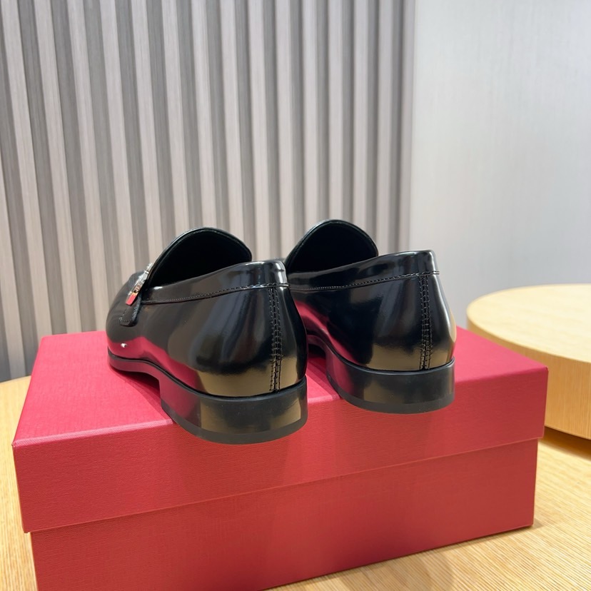 Salvatore Ferragamo Men's Leather Loafers - Business Style, Comfortable Fit 9 i1744654199249 5148 0 7