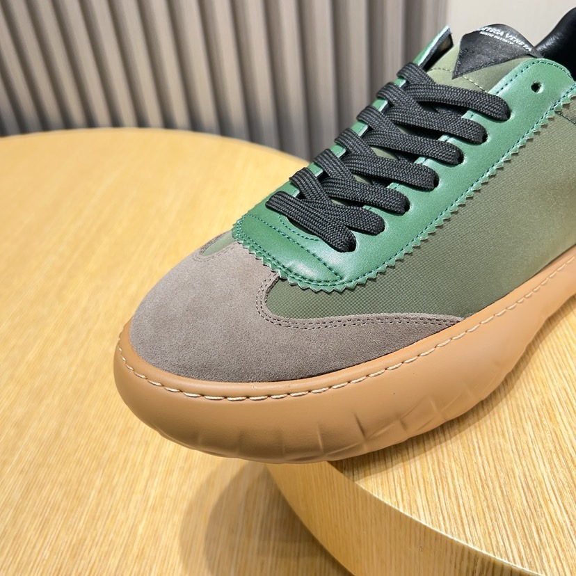 Bottega Veneta Men's Green Leather & Suede Lace-Up Sneakers 9 i1744824117353 4401 0 7
