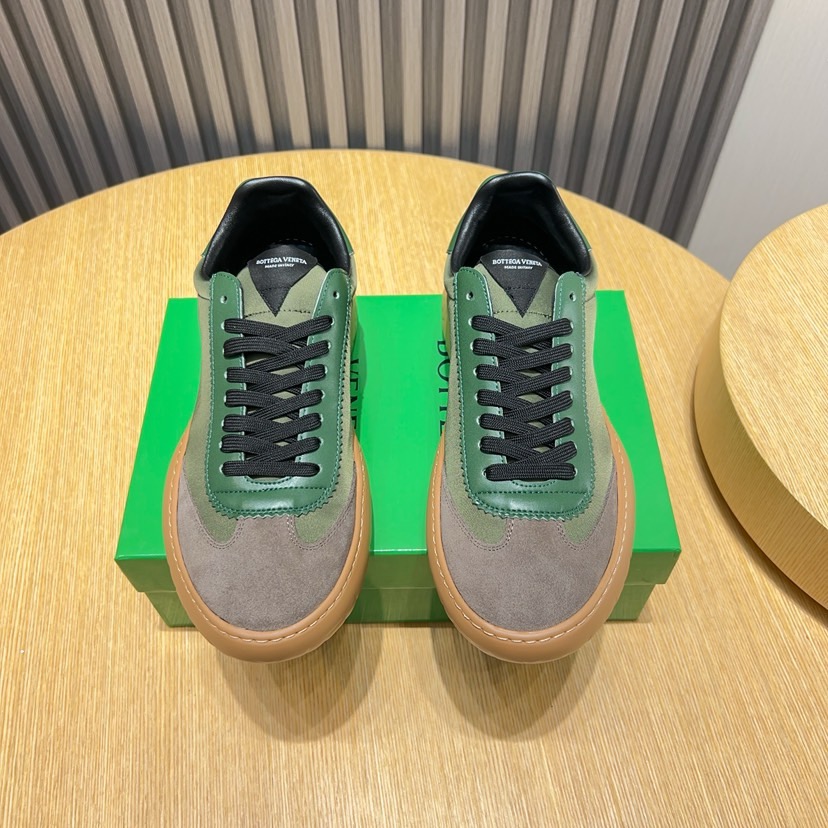 Bottega Veneta Men's Green Leather & Suede Lace-Up Sneakers 2 i1744824117969 2519 0 0