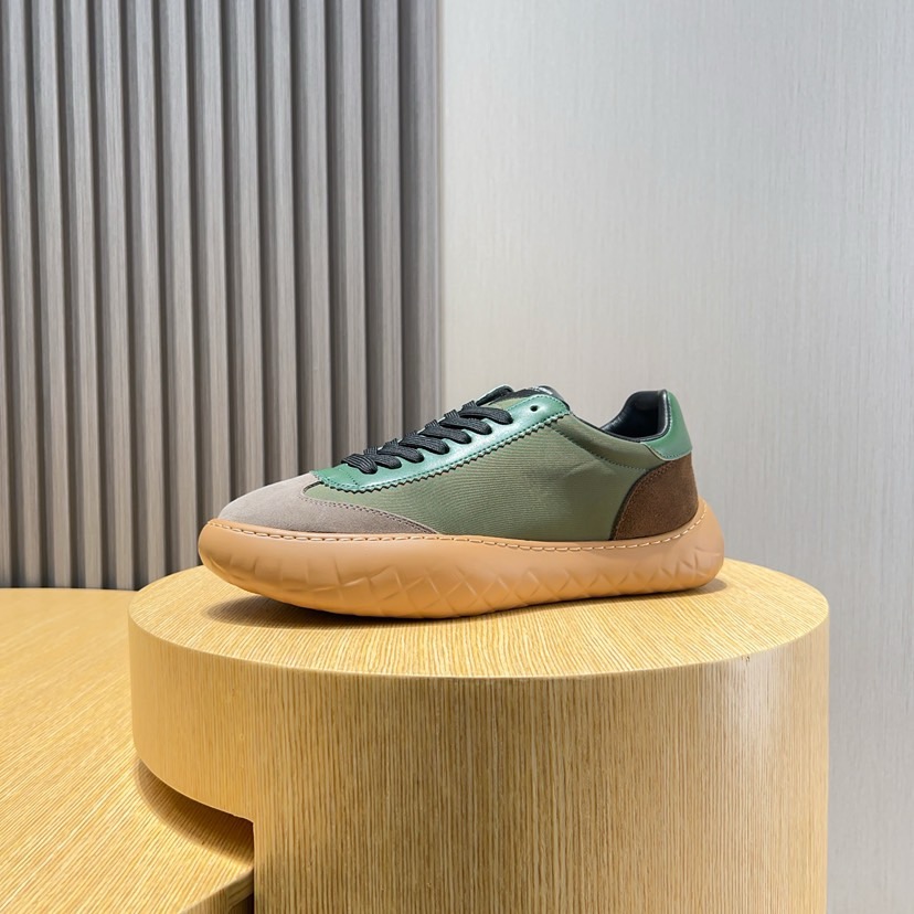 Bottega Veneta Men's Green Leather & Suede Lace-Up Sneakers 8 i1744824117969 9957 0 6