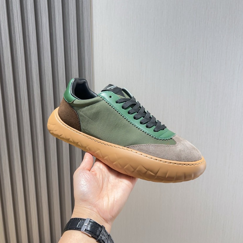 Bottega Veneta Men's Green Leather & Suede Lace-Up Sneakers 3 i1744824117971 3638 0 1