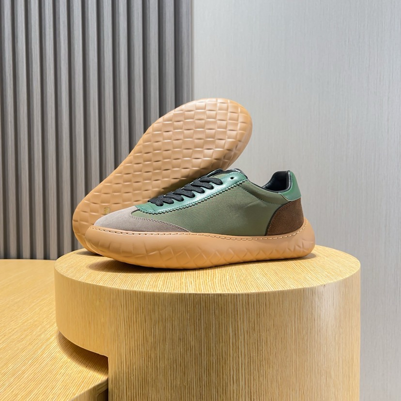 Bottega Veneta Men's Green Leather & Suede Lace-Up Sneakers 10 i1744824117971 3655 0 8