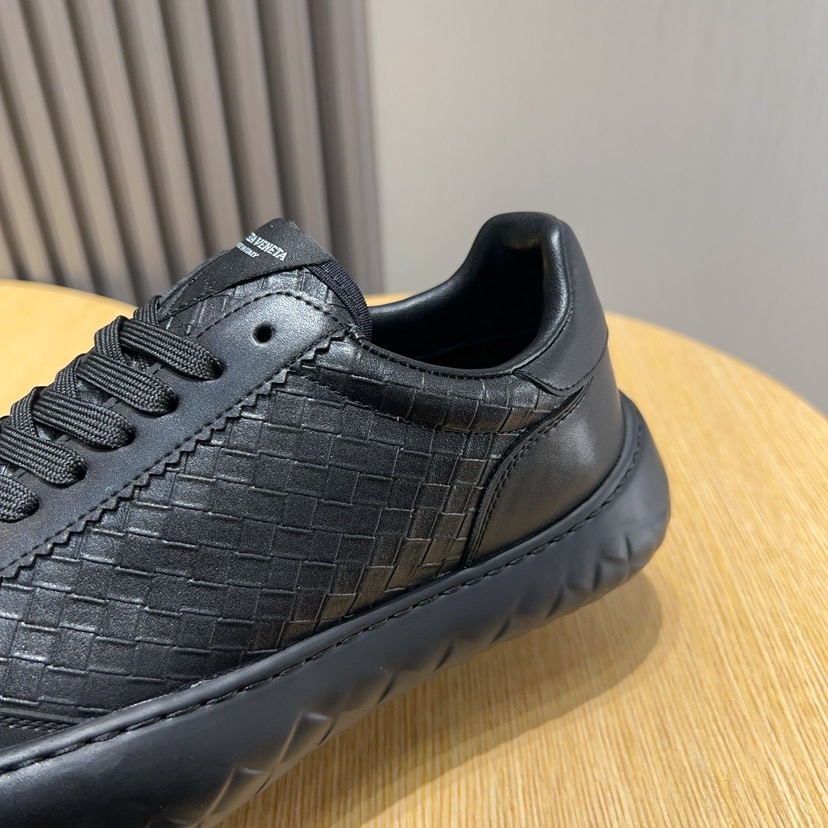 Bottega Veneta Men's Woven Leather Sneakers Lace-Up Shoes, Black, Sizes 38-45 6 i1744825582699 5539 0 4