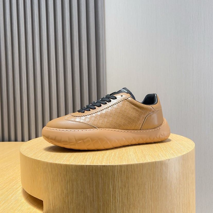Bottega Veneta Men's Leather & Suede Retro Basketball Sneakers 6 i1744825598446 7054 0 4