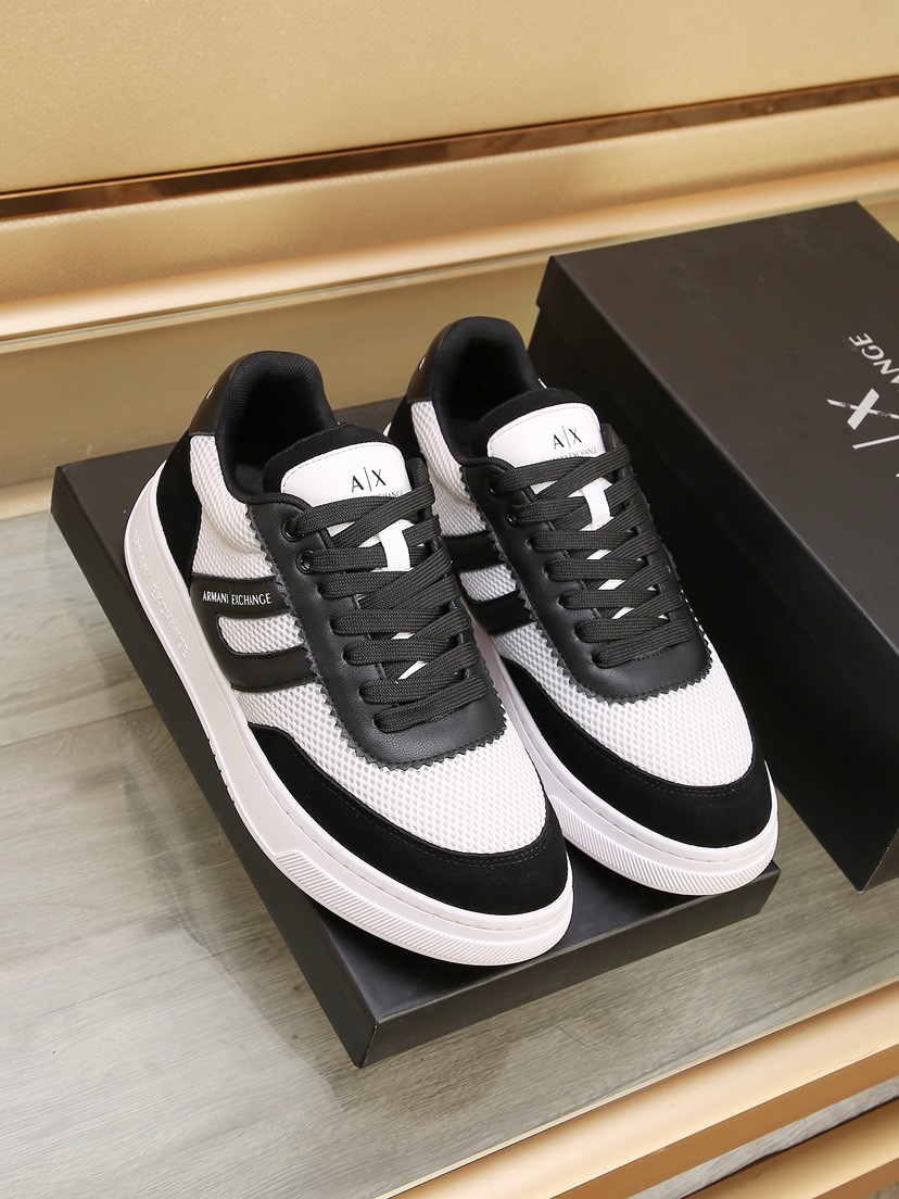 NO:620984,Factory [Armani] Armani's new fashionable men's sports shoes are carefully crafted into an international brand. This casual shoe combines high-quality fabrics and exquisite craftsmanship. The upper is made of original fly weave!  Breathable mesh lining sheepskin foot pads. The upper foot effect is handsome and stylish. The lightweight TPU outsole makes the foot feel light and comfortable!  Fine workmanship, worth owning Size38-44 (45 is custom-made and non-refundable), armani, armani, sneakers, sheepskin19860909工厂【Armani】阿玛尼新款时尚男士运动鞋精心打造国际品牌 此款休闲鞋集优质面料与精湛工艺于一身,鞋面选用原版飞织制成！透气网布内里羊皮垫脚.上脚效果帅气有型,轻质TPU大底,脚感轻便舒适！做工精细,值得拥有 Size38-44（45定做不退换）,,armani,armani,sneakers,sheepskin,Men's shoes