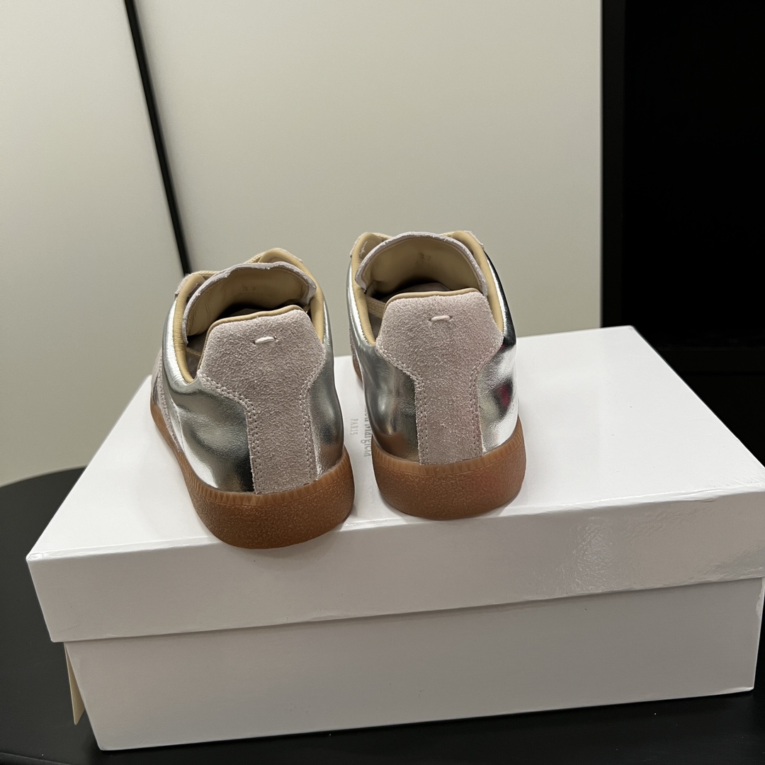 Designer Women Shoes