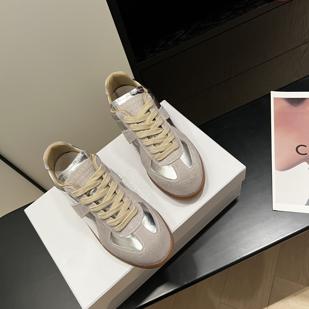 Designer Women Shoes