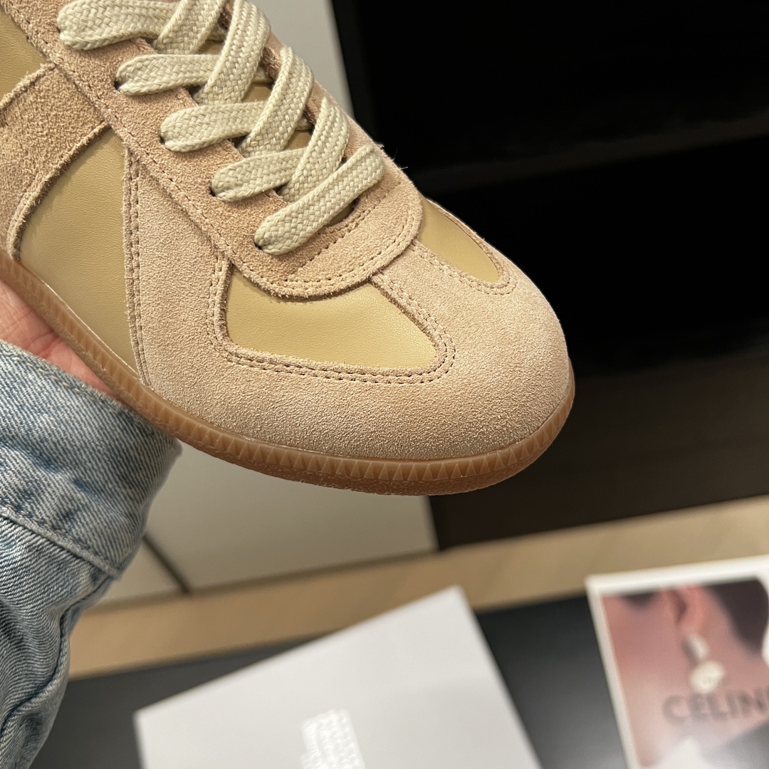 Designer Women Shoes